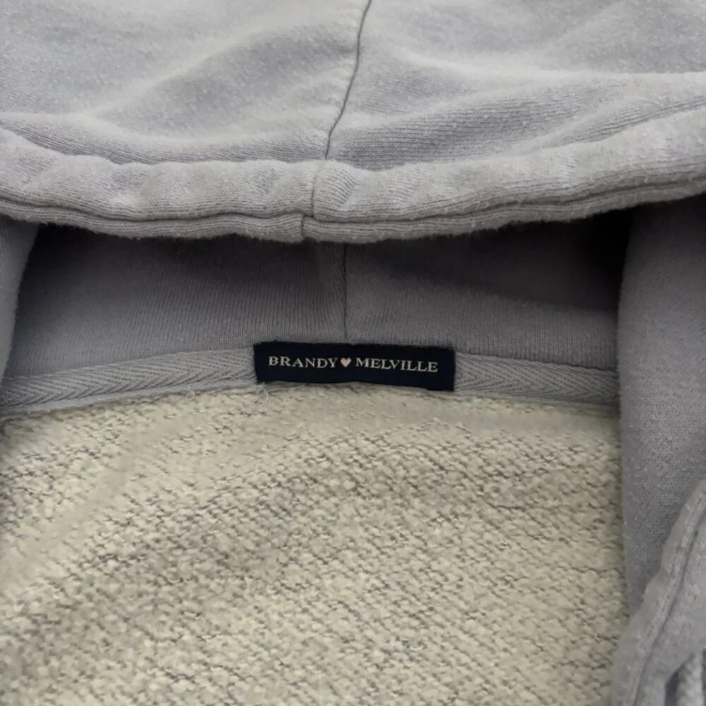 Brandy Melville Christy Hoodie - Picture 4 of 4